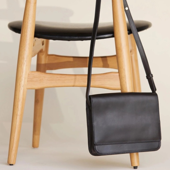 Nisolo Clara Crossbody Bag Black Leather Minimalist Purse Women's, New - Picture 1 of 11